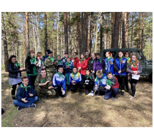 Около 800 саженцев сосны в рамках Всероссийской акции «Сад Памяти» высадили волонтеры в Барнауле