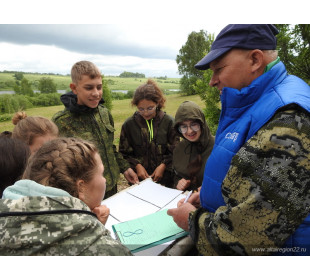 Экологические знания и навыки приобрели участники слета «Россия молодая» в Ельцовском районе Алтайского края